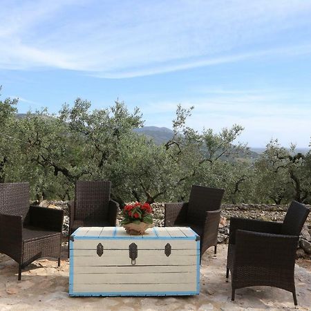 Casale Madeccia Guest House Sonnino Екстериор снимка