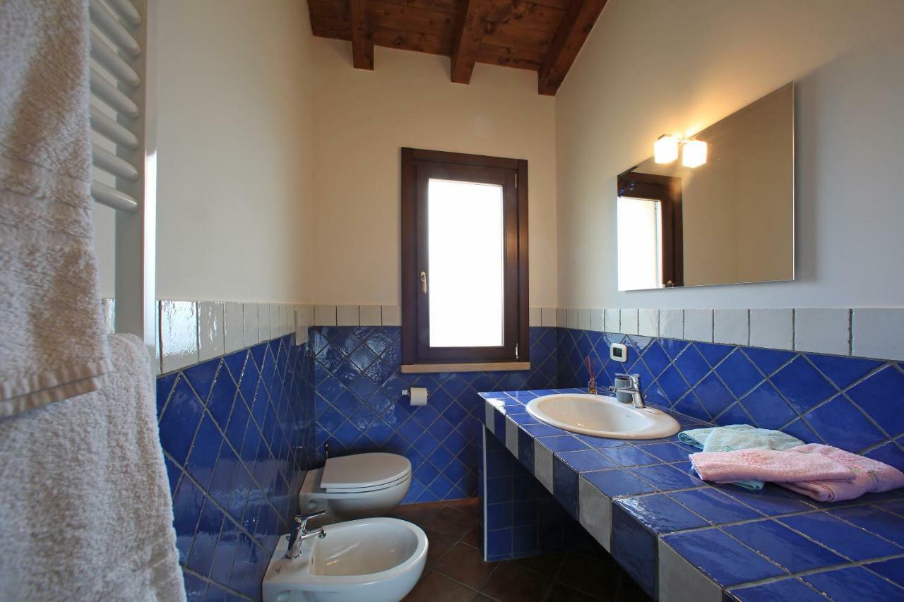 Casale Madeccia Guest House Sonnino Екстериор снимка